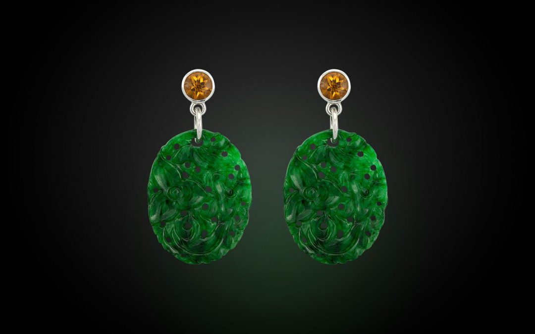 Ohrschmuck aus der Goldschmiede Hofacker in Weißgold mit grüner Jade und Citrin